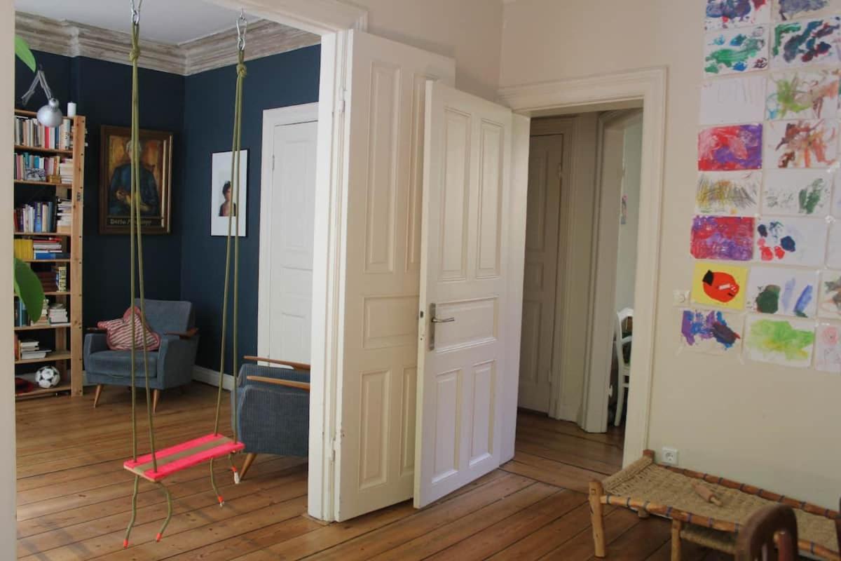 Family Friendly Funhouse Centrally Located In Ottensen Hamburgo Exterior foto